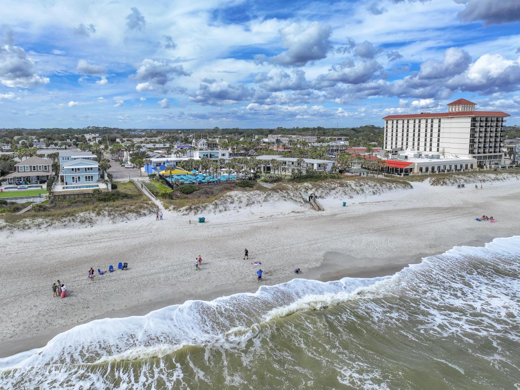 Seahorse Oceanfront Inn Neptune Beach ภายนอก รูปภาพ