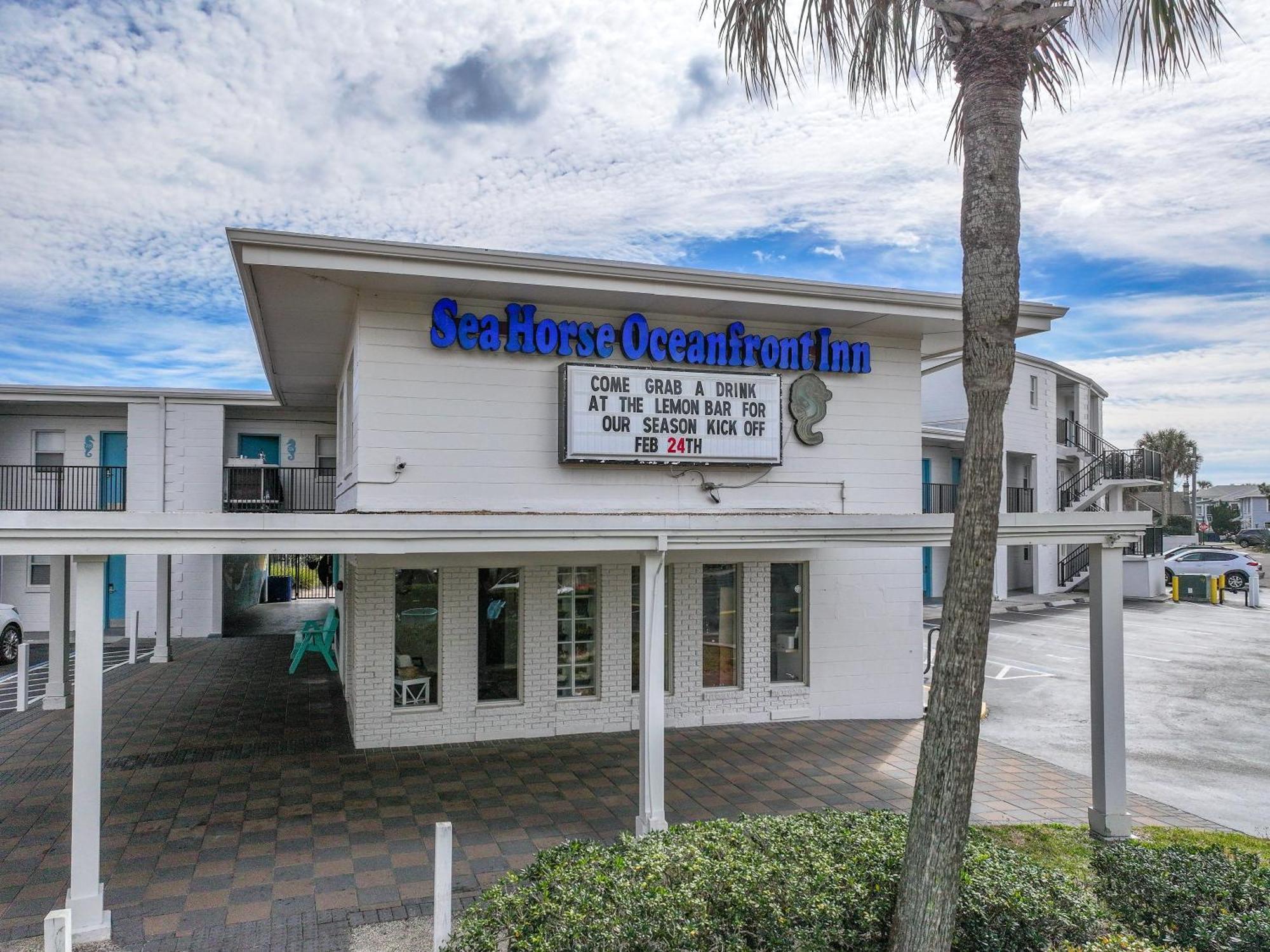 Seahorse Oceanfront Inn Neptune Beach ภายนอก รูปภาพ