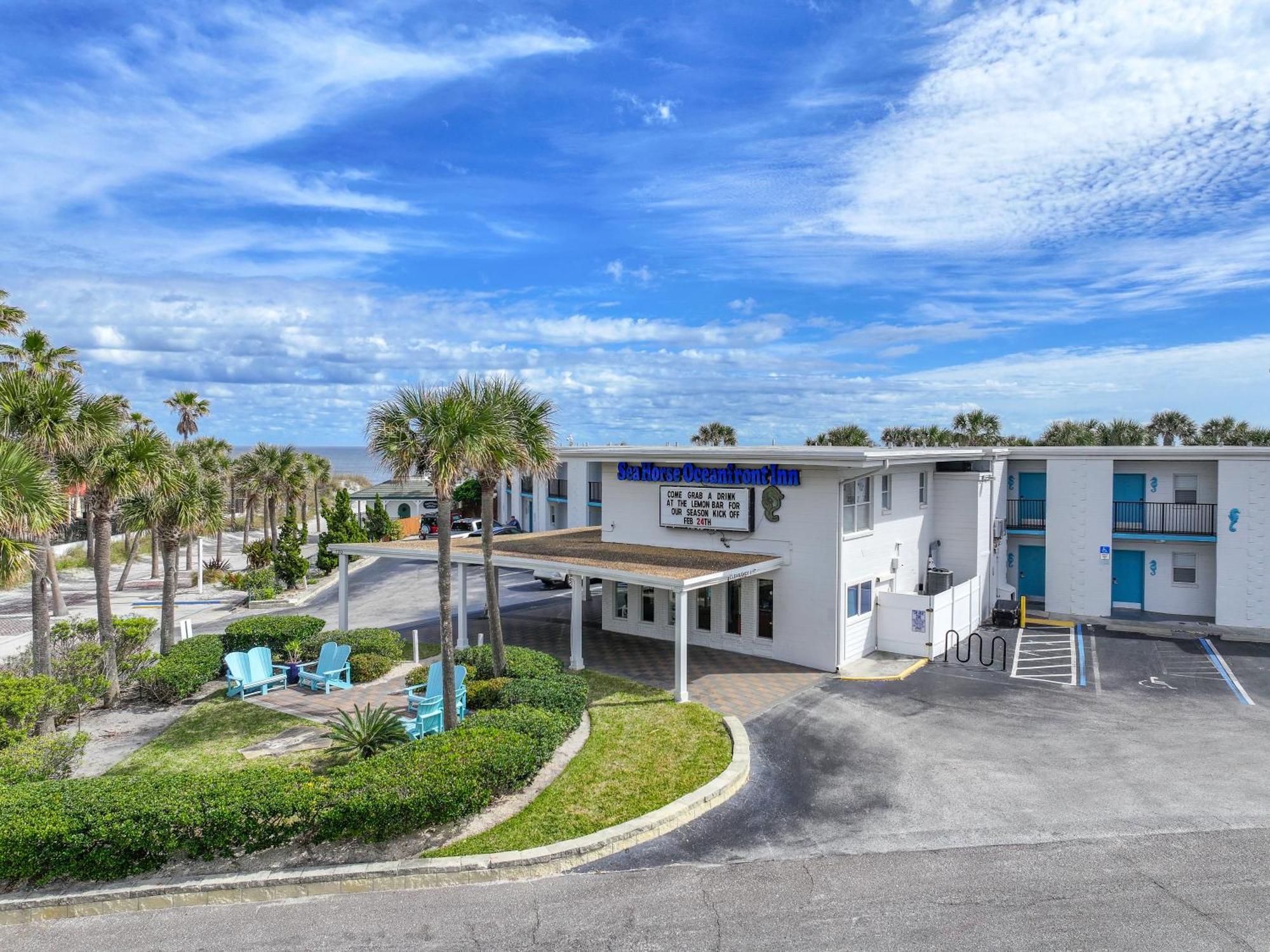 Seahorse Oceanfront Inn Neptune Beach ภายนอก รูปภาพ