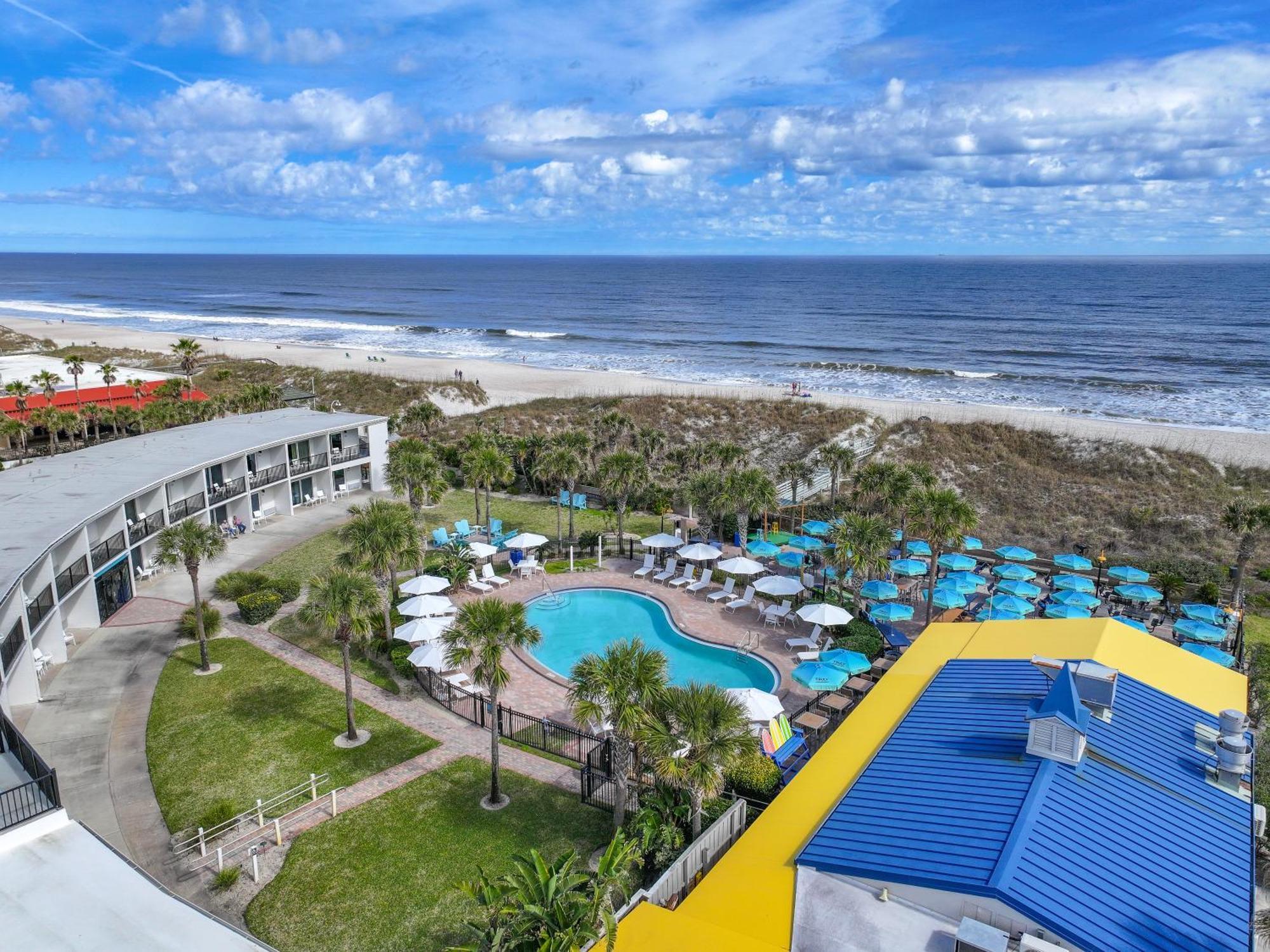 Seahorse Oceanfront Inn Neptune Beach ภายนอก รูปภาพ