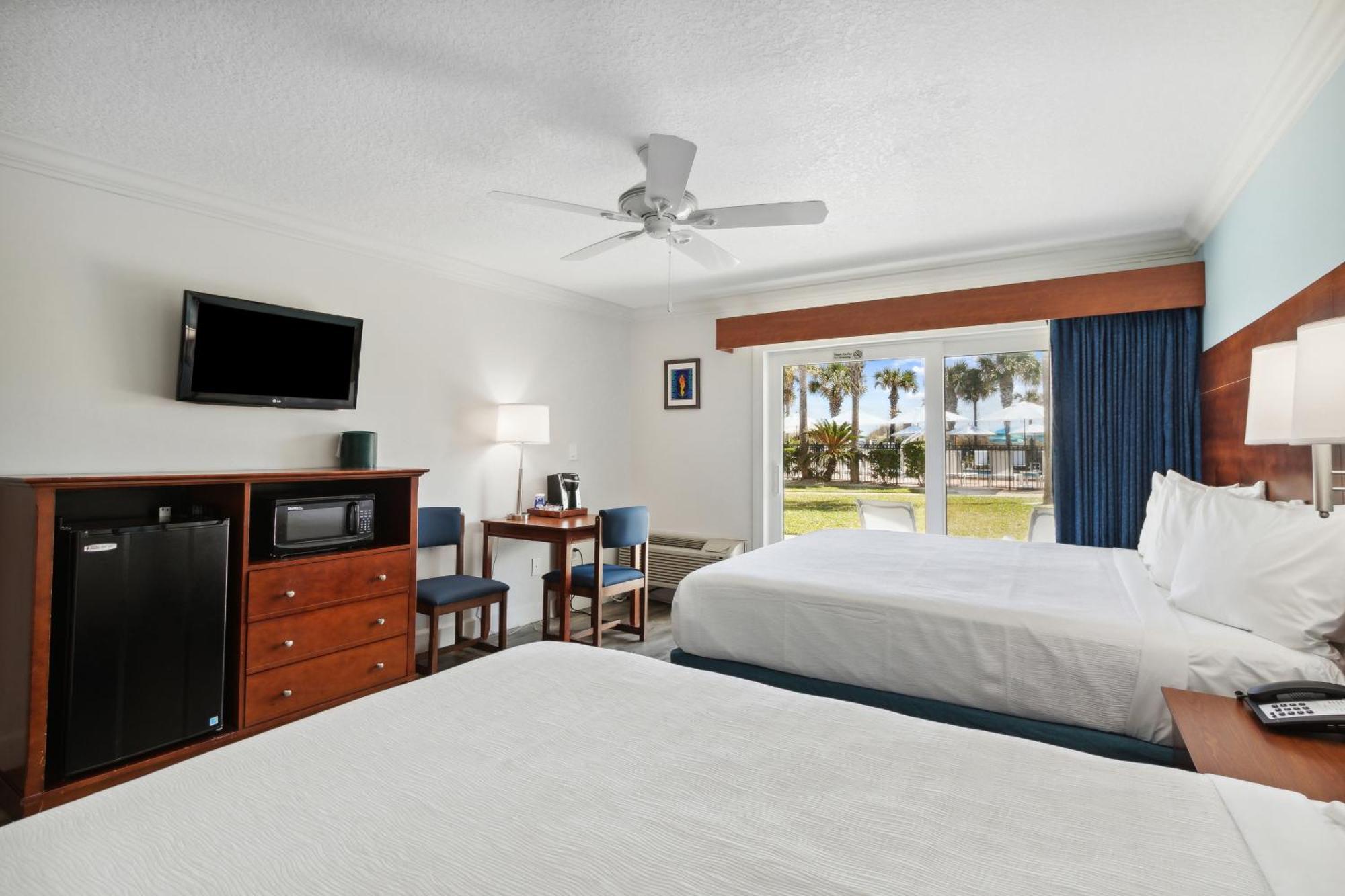 Seahorse Oceanfront Inn Neptune Beach ภายนอก รูปภาพ