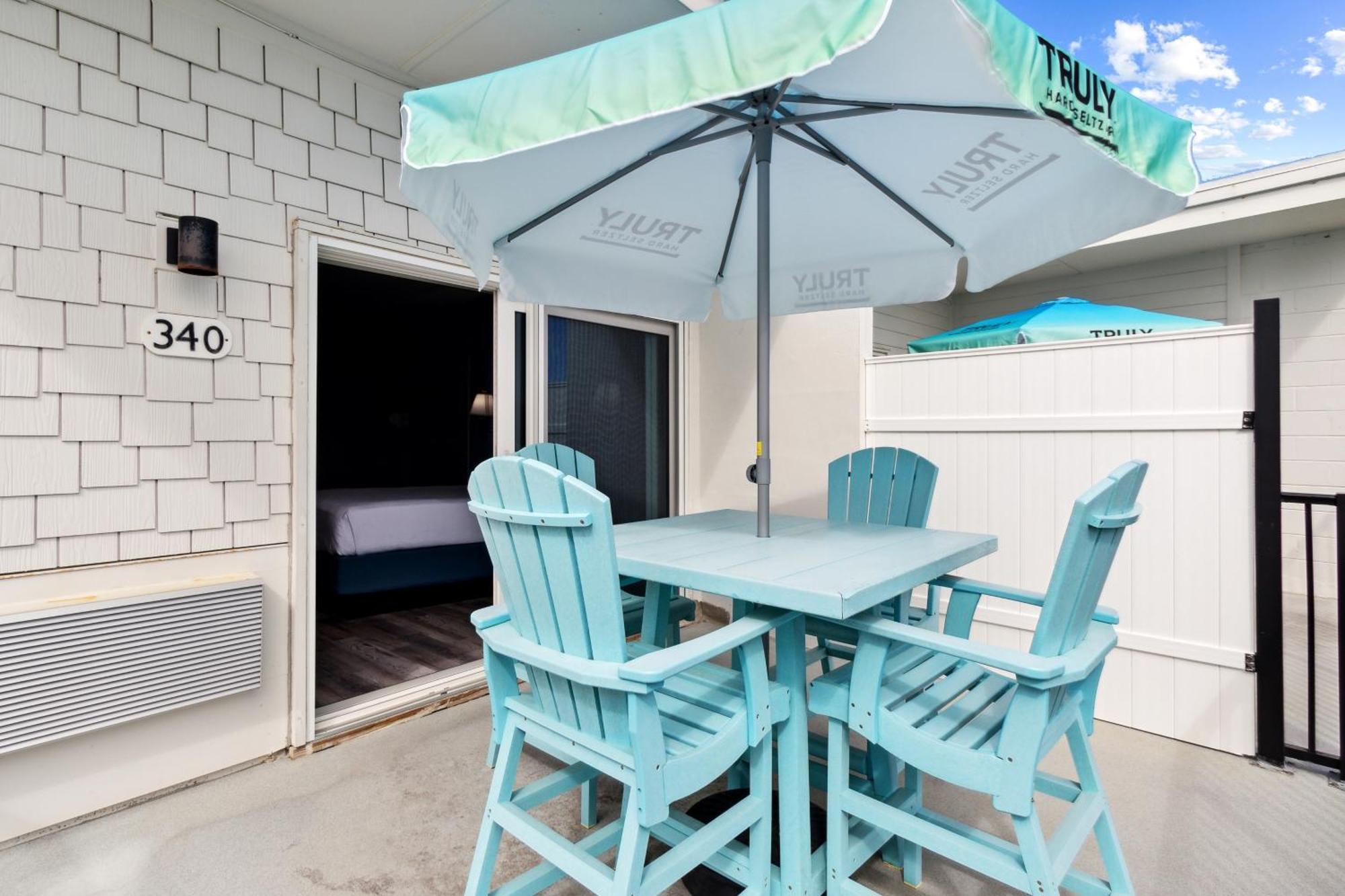 Seahorse Oceanfront Inn Neptune Beach ภายนอก รูปภาพ